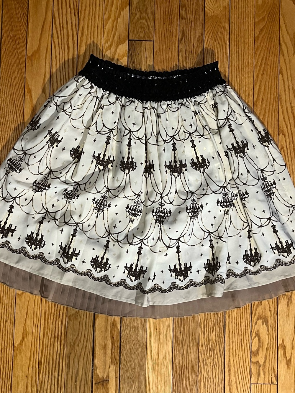 Axes Femme Chandelier Print White and Black Midi Skirt